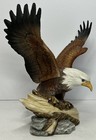 Eagle Landing On Tree Trunk Statue Wild Animal Decoration Figurine 6   