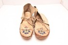 Vintage 8 5  Beaded Thunder Bird Leather Native American Indian Moccasins