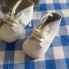 New In Box Size 0 Livonia Infant Kids White Vintage Scalloped Bootie Crib Shoe
