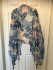 Nwt Vera Bradley Scarf Soft Fringe Palm Floral Polyester Lightweight