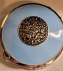 Vintage Evans Women s Powder Compact Silver Toned Mesh Bottom Blue   Floral Top