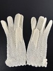 Nos Vtg 60 s White Crochet Lace Scalloped Trim Poly nylon Knit Wrist Gloves xs s
