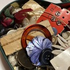 Vtg Noble Hall Grandmas Floral Heart Tin Full Buttons   Notions 1 5 Lbs