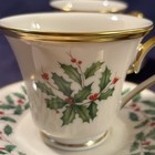 Lenox Holiday Footed Cup   Saucer Set Of 4 Holly Leaves W bright Red Berries 