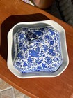Antique Blue   White White Cloud Hall Japanese Seto Porcelain Covered Bowl