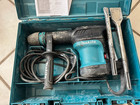 Makita Hm0870c 11-pound Demolition Hammer Sds-max 2 Bits With Case 