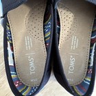 Women   s Black Canvas Tom   s Size 5 5