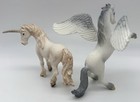 Schleich Bayala Fantasy Rearing Pegasus   Unicorn Figurine Toy Set
