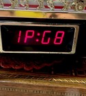 Vintage Budweiser Ad Clock 1986 W clydesdales And Beer Wagon -as-is read 