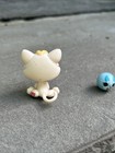 Hasbro Littlest Pet Shop Yellow Blue Eyes Shorthair Cat Tabby   122  2004