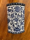 Bombay Co   Blue   White Umbrella Stand  12 5 x18 tall  No Chips Or Cracks 