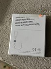    genuine    Apple Lightning To 30-pin Adapter A1468   Md823zm a
