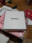 Chanel Beaute Christmas Round Pouch Vip Gift  Rare In The Round Shape  W box