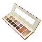      Laura Geller Palette     12 Multi-finish Eyeshadows   1 Highlighter   1 Blush