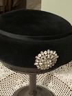 Vintage Ladies Winter Hat   Black Velour  Pillbox  Brooch   Merrimac   Size 22