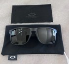 New Oakley Holbrook Polarized Black Lens Sunglasses Matte Black  Frame Oo9102