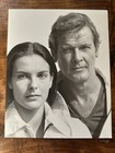 Roger Moore  Carole Bouquet  Lynn-holly Johnson  Five Photos 1981 For Your Eyes