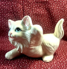 Vintage White Persian Kitten Blue Eyes Paw Raised Playfull Porcelain Figurine 6 