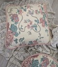 3 Vtg Croscill Elizabeth Gray Victoria Lace Accent Pillows Neckroll Round Square