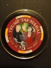 Trump Taj Mahal 16   pc Elite Casino Collection      1    5 Chips      1 Token     Dice