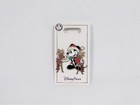 Disney 2019 Christmas Holiday Santa Mickey Feeding Reindeer Pin New Cute Rare