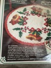 Wonder Art Christmas Latch Hook Kit Rug Tree Skirt Or Rug Bells   Holly 34    Vtg