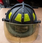 Cairns Model 1044 Fire Helmet 