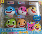 Pinkfong Baby Shark Family Sensory Play Set Singing Dolls Toy   Talking   Melody
