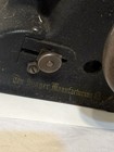 Antique Singer Fur Sewing Machine Furrier Industrial Disc Feed Fur Stitcher