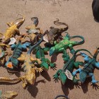 Plastic Lizard Figurines Lot W  Hang Tags  Upc 54046 36700 8 Reptile