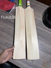 A  English Willow Cricket Bat Custom Design Lightweight Powerful