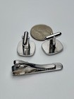 Vintage Speidel Mod Atomic Red Black Dot Silver Tone Cufflink Tie Clip Set