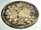1909 Pointed Leaves Canada 5 Cents Small Silver Km  13 Circulated Coin Kk063