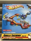 Mattel Hot Wheels Gorilla Takedown Track Set  2011  W1479  Wall Tracks New  Read