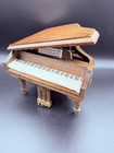 Vtg Concord Dollhouse Miniature Oak Color Grand Piano Bench Stool With Box