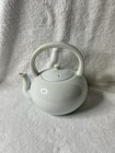 Signed Korean White Porcelain Teapot Bocheon Doye Master Lee Wi-jun Suroyo Kiln