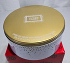 Yankee Candle Cookie Swap Tin Gift Set Of 8 Votives And A Votive Holder