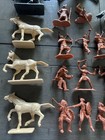 Huge Lot Of Vintage Army Men Plastic Soldiers Armies In Plastic   Crusaders 250 
