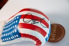 Pair  2  - Oscar De La Hoya Signed Boxing Glove - Mexico   Usa - Psa dna Letter
