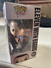 Funko Pop  Vinyl  Stranger Things - Eleven With Eggos  chase   421