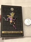 Hard Rock Cafe Hollywood Batgirl Enamel W  Guitar Lapel Pin Le Free Ship In Usa