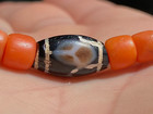 Ancient Rare Tibetan One Eye Dzi Etched Longivity Agate Bead   6 Coral Beads