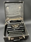 Antique Portable Underwood Manual Typewriter W  Hard Carry Case