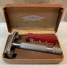 Vintage 1941 Gillette Ranger Tech Razor In Original Case W 4 New Berkeley Blades