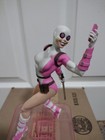 Gwenpool     Marvel Gallery Pvc Statue figure Diamond Select 9 Inches Tall