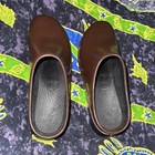 Klogs Brown Slip On   Resistant Clogs Woman   s  Size 12 Nursing Shoes Restaurant 