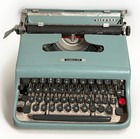 Vtg 50s Olivetti Lettera 22 Italy Typewriter Teal Blue Case manual Complete read