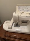 Singer Quantum Xl-1000 Computerized Sewing Machine With Attachments