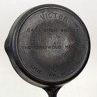 Vintage Victor No  8 Cast Iron Skillet Pan 722 A Heat Ring Usa Griswold   Read