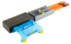 Hot Wheels 1 64 Scale Toy Cars   Track Playset With 2 Vehicles Race Case